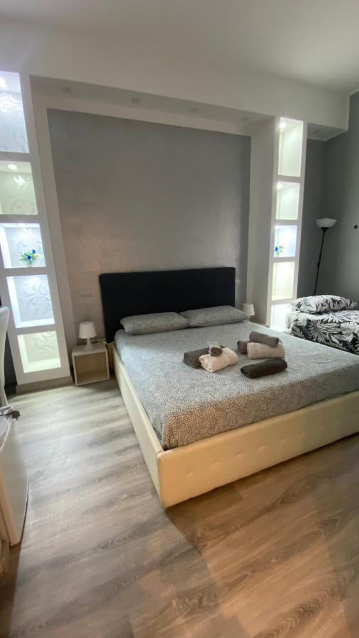 Bed & Breakfast Petros Salerno