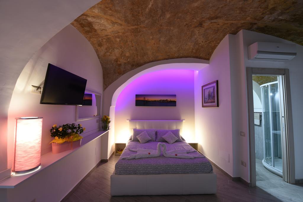 Petros Bed & Breakfast